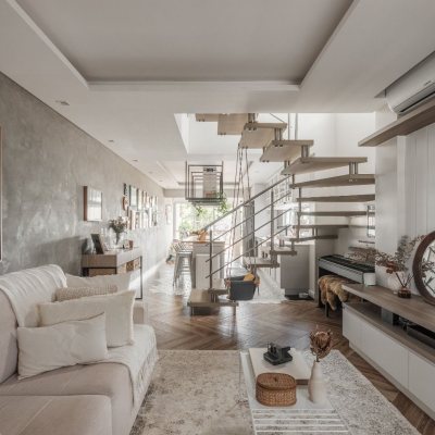 Casa Residencial com 124m², 3 quartos, 1 suíte, 2 garagens, no bairro Campeche em Florianópolis