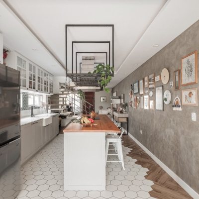 Casa Residencial com 124m², 3 quartos, 1 suíte, 2 garagens, no bairro Campeche em Florianópolis