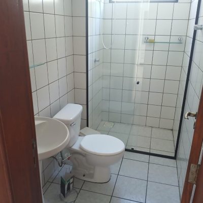 Apartamentos com 71m², 2 quartos (sendo 1 suíte), 1 garagem, no bairro Abraão em Florianópolis