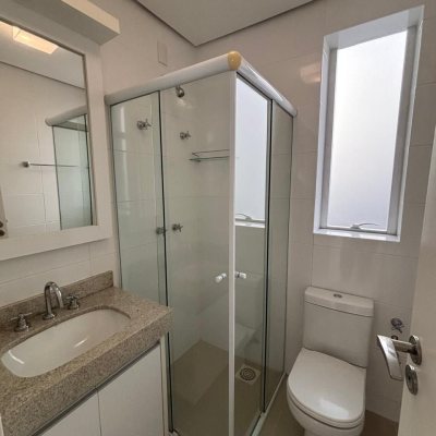 Apartamentos com 132m², 3 quartos, 3 suítes, 2 garagens, no bairro Centro em Florianópolis