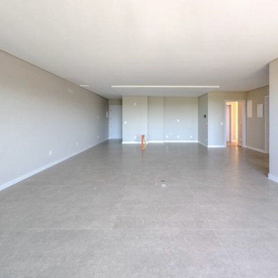 Apartamentos com 148m², 3 quartos, 3 suítes, 2 garagens, no bairro Jurerê em Florianópolis