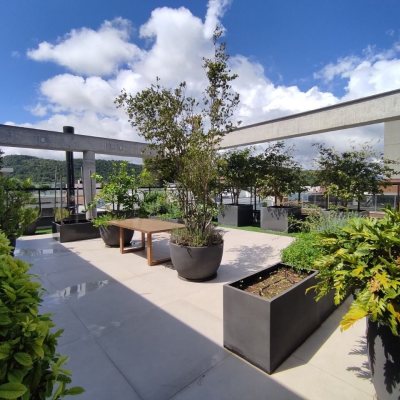 Apartamentos com 148m², 3 quartos, 3 suítes, 2 garagens, no bairro Jurerê em Florianópolis