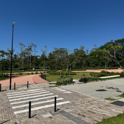 Terrenos Residenciais com 372m², no bairro Campeche em Florianópolis