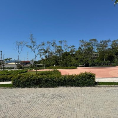 Terrenos Residenciais com 372m², no bairro Campeche em Florianópolis