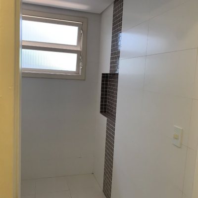 Casa Residencial com 200m², 4 quartos, 1 suíte, 4 garagens, no bairro Santa Mônica em Florianópolis