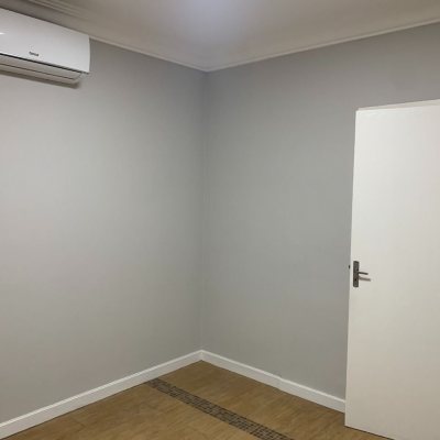 Casa Residencial com 200m², 4 quartos, 1 suíte, 4 garagens, no bairro Santa Mônica em Florianópolis