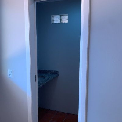 Casa Residencial com 200m², 4 quartos, 1 suíte, 4 garagens, no bairro Santa Mônica em Florianópolis