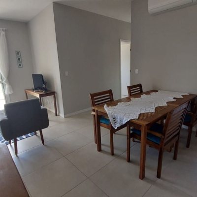 Apartamentos com 93m², 3 quartos, 1 suíte, 2 garagens, no bairro Campeche em Florianópolis