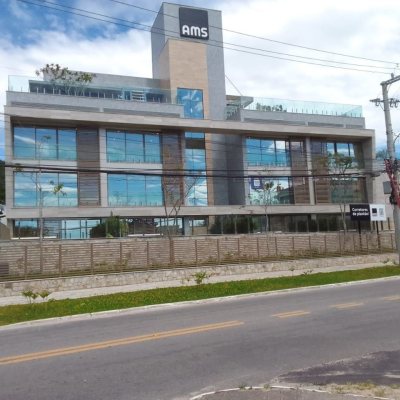 Loft com 65m², 1 quarto, 1 suíte, 2 garagens, no bairro Campeche em Florianópolis