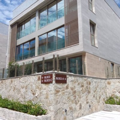 Loft com 65m², 1 quarto, 1 suíte, 2 garagens, no bairro Campeche em Florianópolis