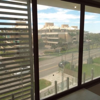 Loft com 65m², 1 quarto, 1 suíte, 2 garagens, no bairro Campeche em Florianópolis