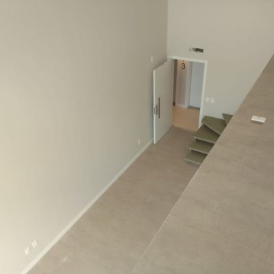 Loft com 65m², 1 quarto, 1 suíte, 2 garagens, no bairro Campeche em Florianópolis