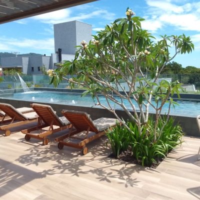 Loft com 65m², 1 quarto, 1 suíte, 2 garagens, no bairro Campeche em Florianópolis