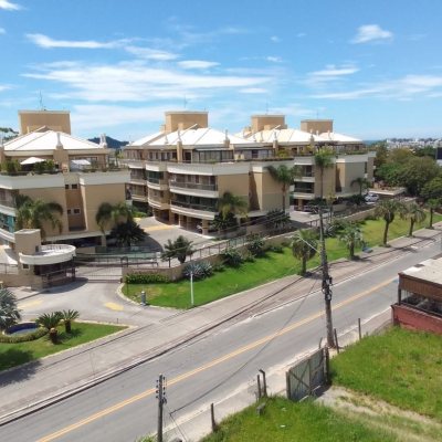 Loft com 65m², 1 quarto, 1 suíte, 2 garagens, no bairro Campeche em Florianópolis