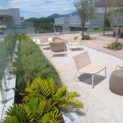 Loft com 65m², 1 quarto, 1 suíte, 2 garagens, no bairro Campeche em Florianópolis