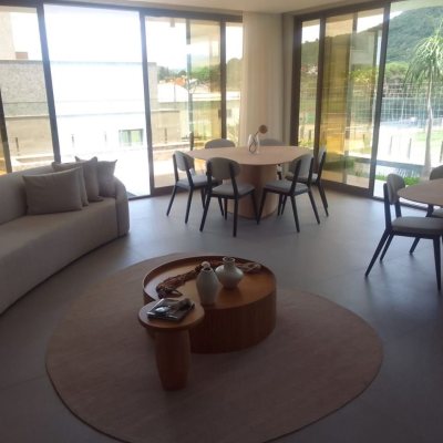 Loft com 65m², 1 quarto, 1 suíte, 2 garagens, no bairro Campeche em Florianópolis