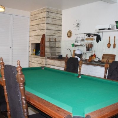 Casa Residencial com 508m², 5 quartos, 2 suítes, 5 garagens, no bairro Campeche em Florianópolis