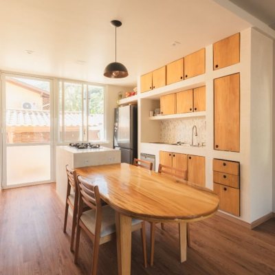 Casa Residencial com 160m², 4 quartos, 2 garagens, no bairro Rio Tavares em Florianópolis