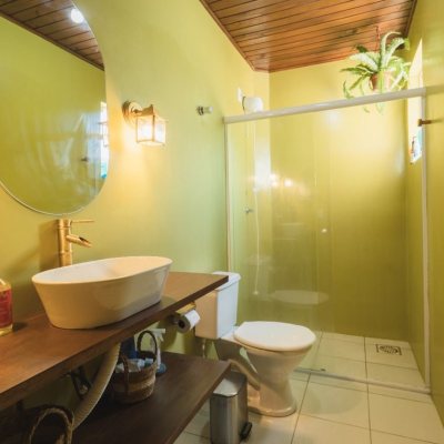 Casa Residencial com 160m², 4 quartos, 2 garagens, no bairro Rio Tavares em Florianópolis