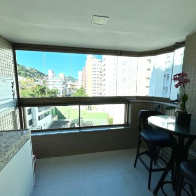 Apartamentos com 72m², 2 quartos (sendo 1 suíte), 2 garagens, no bairro Agronômica em Florianópolis