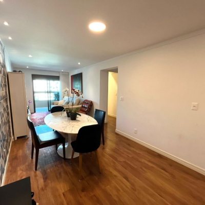 Apartamentos com 72m², 2 quartos (sendo 1 suíte), 2 garagens, no bairro Agronômica em Florianópolis