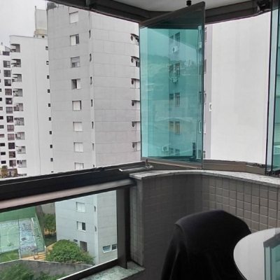 Apartamentos com 72m², 2 quartos (sendo 1 suíte), 2 garagens, no bairro Agronômica em Florianópolis