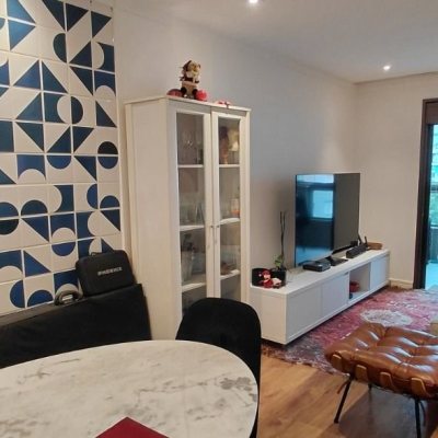 Apartamentos com 72m², 2 quartos (sendo 1 suíte), 2 garagens, no bairro Agronômica em Florianópolis