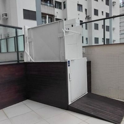 Apartamentos com 72m², 2 quartos (sendo 1 suíte), 2 garagens, no bairro Agronômica em Florianópolis