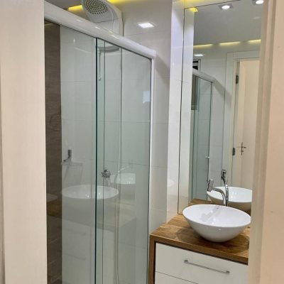 Apartamentos com 55m², 2 quartos, 1 garagem, no bairro Serraria em São José