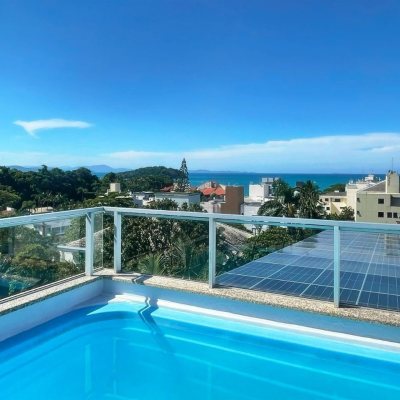 Cobertura com 297m², 5 quartos, 3 suítes, 2 garagens, no bairro Canasvieiras em Florianópolis