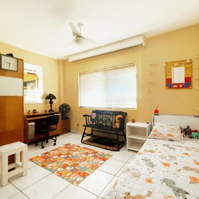 Cobertura com 297m², 5 quartos, 3 suítes, 2 garagens, no bairro Canasvieiras em Florianópolis