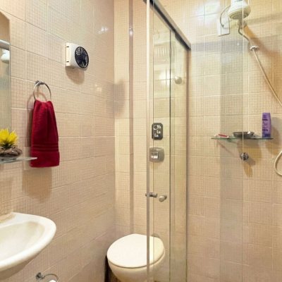 Cobertura com 297m², 5 quartos, 3 suítes, 2 garagens, no bairro Canasvieiras em Florianópolis