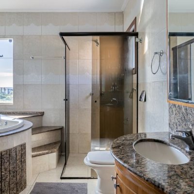 Casa em Condomínio com 279m², 5 quartos, 2 suítes, 2 garagens, no bairro Morro das Pedras em Florianópolis