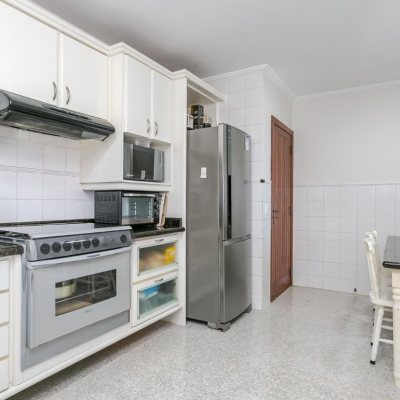 Casa em Condomínio com 279m², 5 quartos, 2 suítes, 2 garagens, no bairro Morro das Pedras em Florianópolis