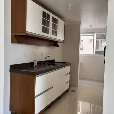 Apartamentos com 69m², 2 quartos, 1 suíte, 1 garagem, no bairro Pedra Branca em Palhoça