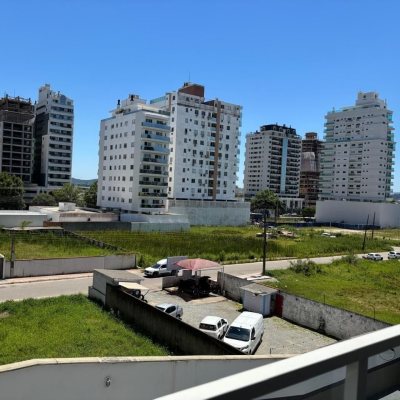 Apartamentos com 69m², 2 quartos, 1 suíte, 1 garagem, no bairro Pedra Branca em Palhoça
