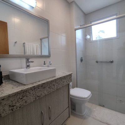 Apartamentos com 141m², 3 quartos, 1 suíte, 2 garagens, no bairro Canasvieiras em Florianópolis