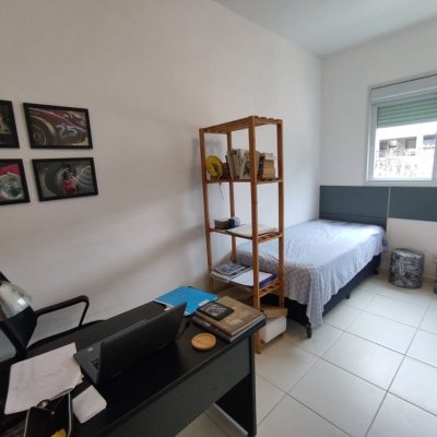 Apartamentos com 141m², 3 quartos, 1 suíte, 2 garagens, no bairro Canasvieiras em Florianópolis