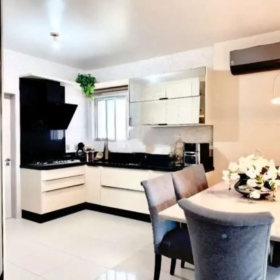 Apartamentos com 98m², 3 quartos, 1 suíte, 2 garagens, no bairro Jardim Atlântico em Florianópolis