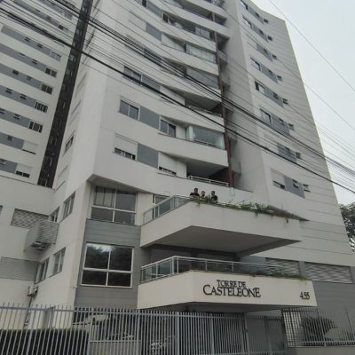Apartamentos com 76m², 2 quartos, 1 suíte, 1 garagem, no bairro Capoeiras em Florianópolis