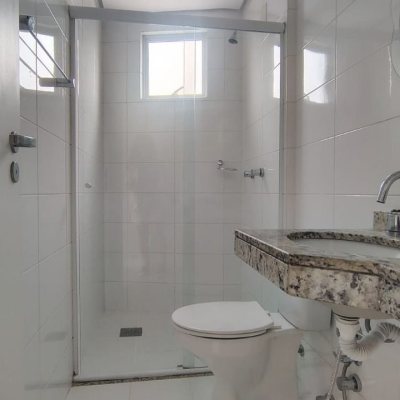 Apartamentos com 76m², 2 quartos, 1 suíte, 1 garagem, no bairro Capoeiras em Florianópolis