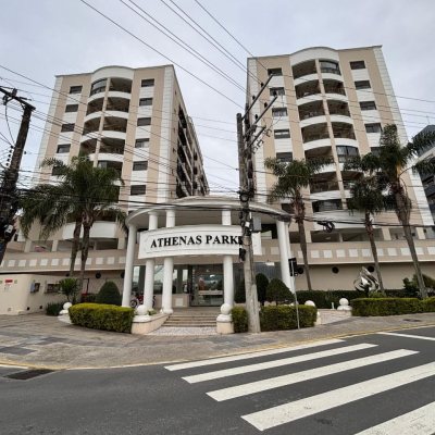 Apartamentos com 75m², 3 quartos, 1 suíte, 1 garagem, no bairro Pantanal em Florianópolis