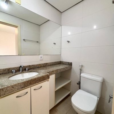 Apartamentos com 75m², 3 quartos, 1 suíte, 1 garagem, no bairro Pantanal em Florianópolis