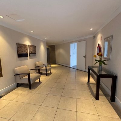 Apartamentos com 75m², 3 quartos, 1 suíte, 1 garagem, no bairro Pantanal em Florianópolis