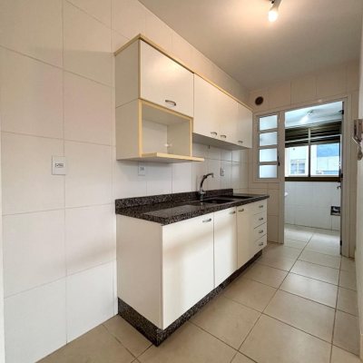 Apartamentos com 75m², 3 quartos, 1 suíte, 1 garagem, no bairro Pantanal em Florianópolis