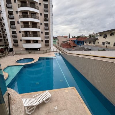 Apartamentos com 75m², 3 quartos, 1 suíte, 1 garagem, no bairro Pantanal em Florianópolis