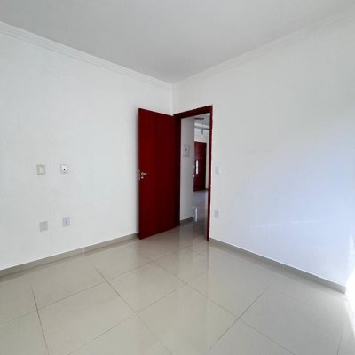 Apartamentos com 48m², 2 quartos, 1 garagem, no bairro Aririu em Palhoça
