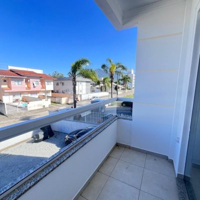 Apartamentos com 48m², 2 quartos, 1 garagem, no bairro Aririu em Palhoça
