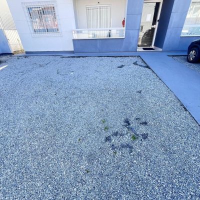 Apartamentos com 48m², 2 quartos, 1 garagem, no bairro Aririu em Palhoça