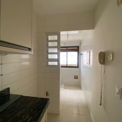 Apartamentos com 69m², 2 quartos, 1 suíte, 1 garagem, no bairro Centro em Florianópolis